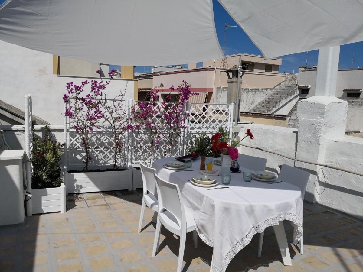 Vele Bianche Cosy Home Con Terrazza Polignano a Mare Luaran gambar